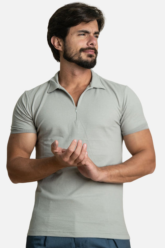 Polo Texturizada com Ziper Cinza