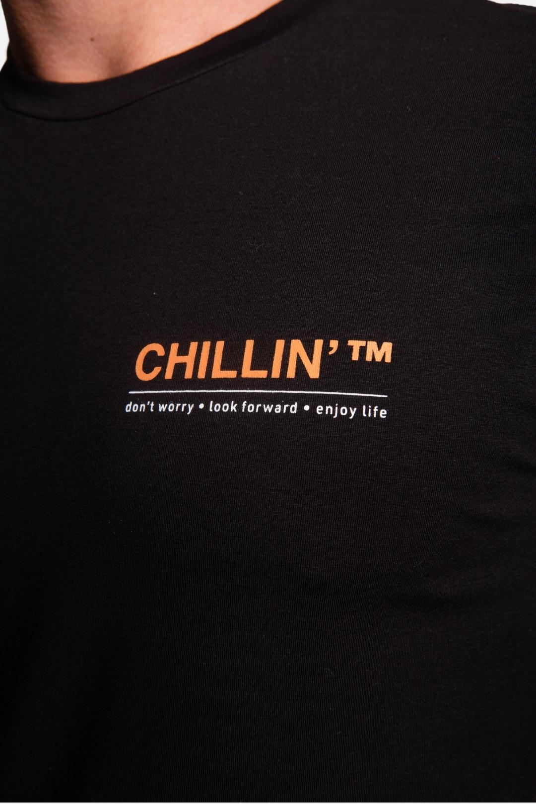 Camiseta Algodão egípcio Chillin Preta - LICS.CO