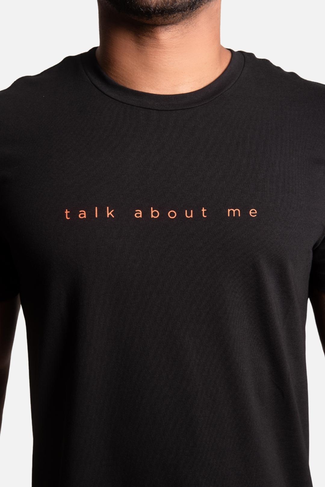 Camiseta Algodão egípcio Talk About Me Preta - LICS.CO