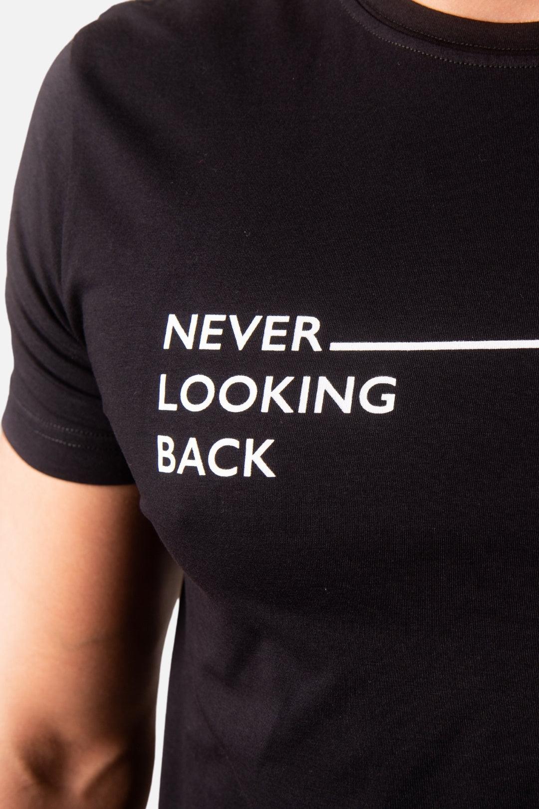 Camiseta Algodão egípcio Never Looking Back Preta - LICS.CO